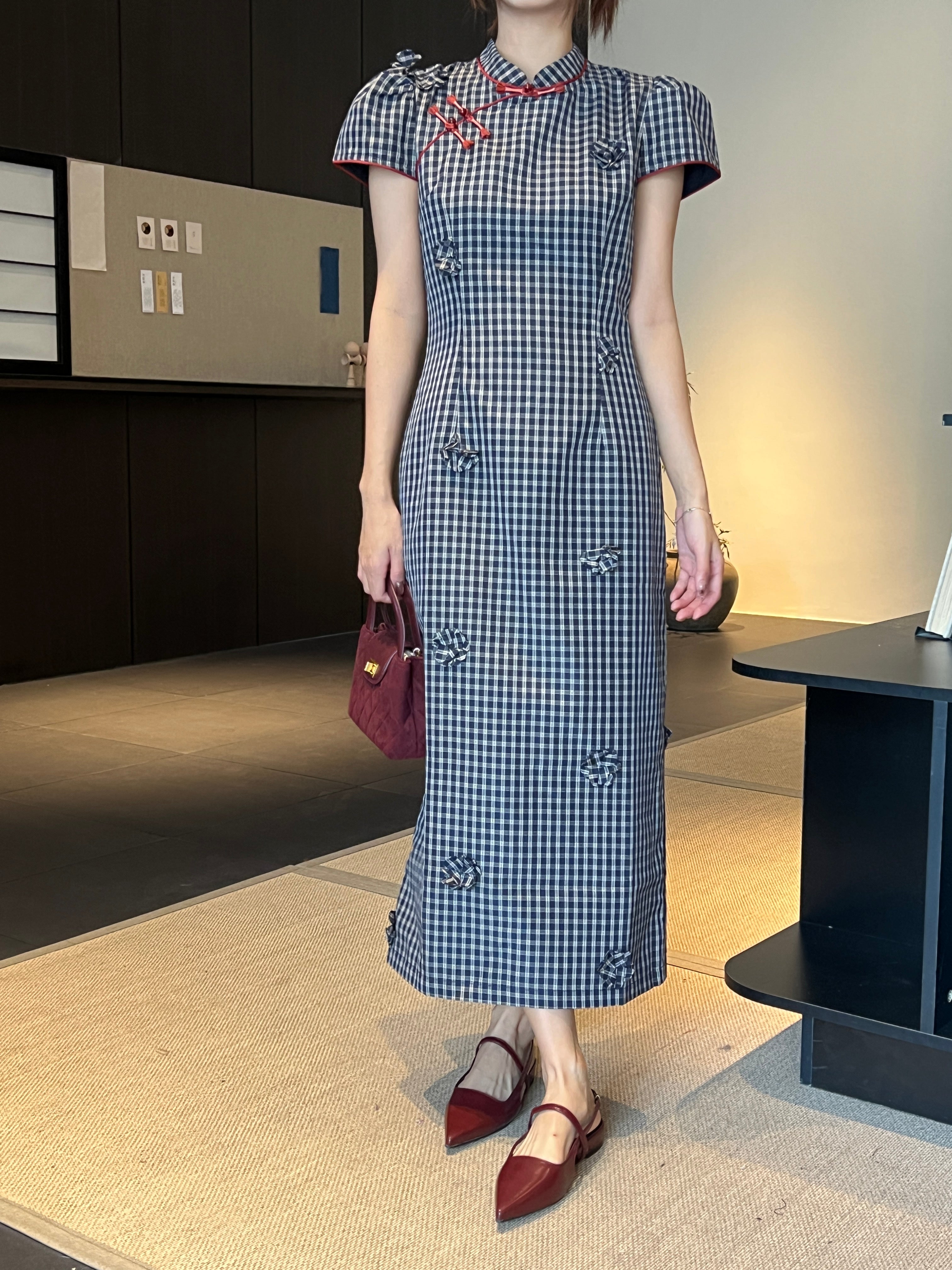 Raspberry cheongsam (ready stock in S)