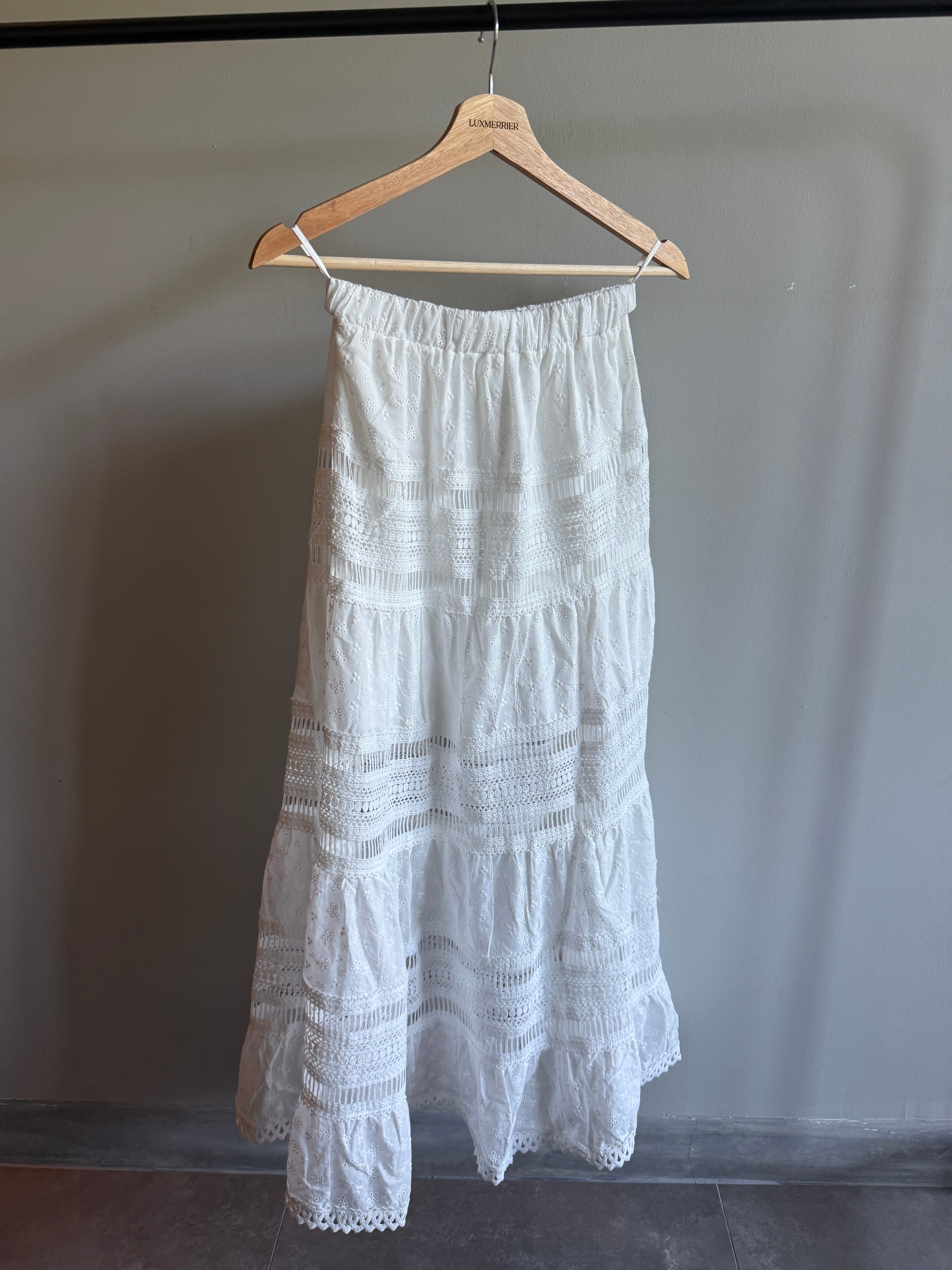 Belief skirt (preorder)