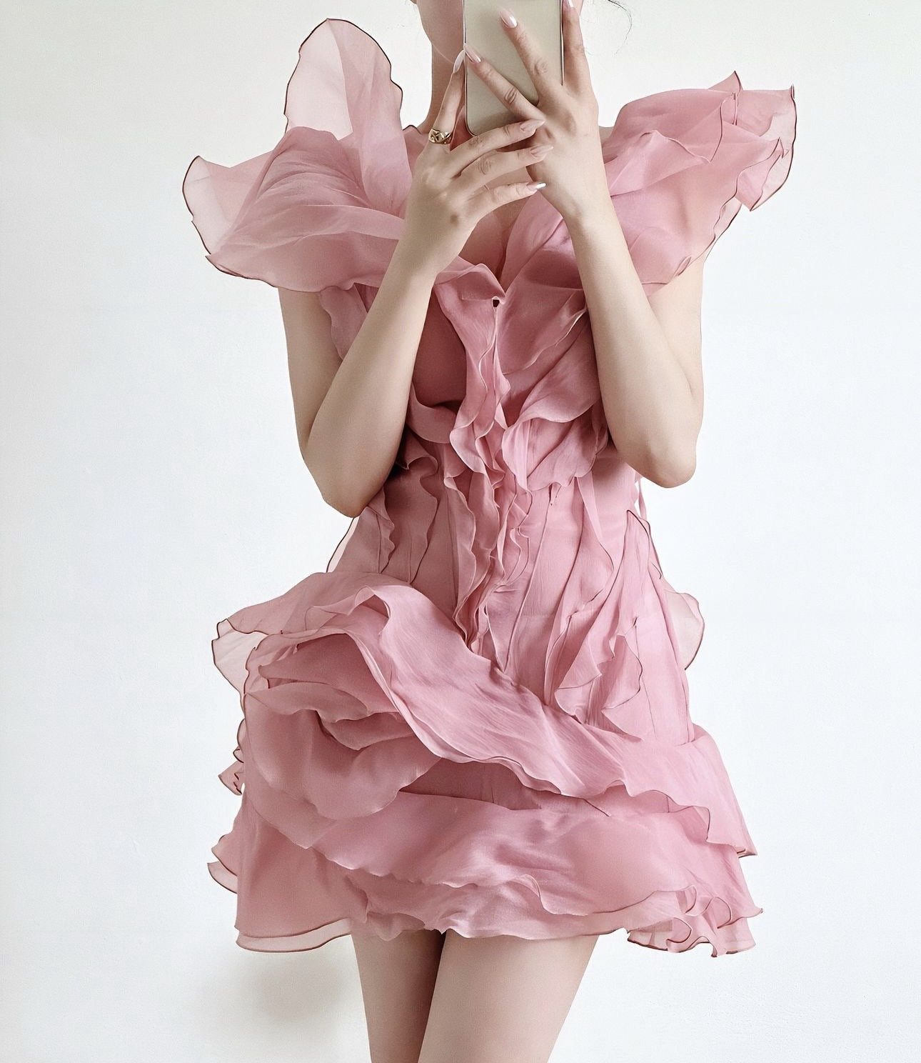 Ruffled mini dress (preorder/ 2 colours)