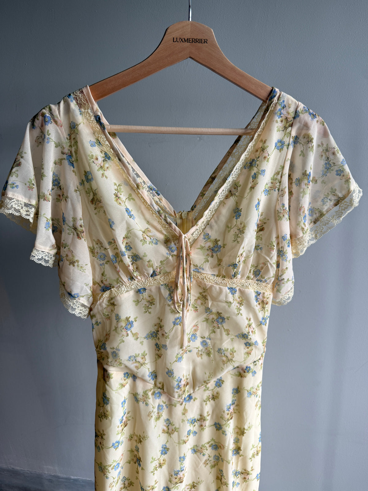Laurette floral dress (preorder/ 2 colours)