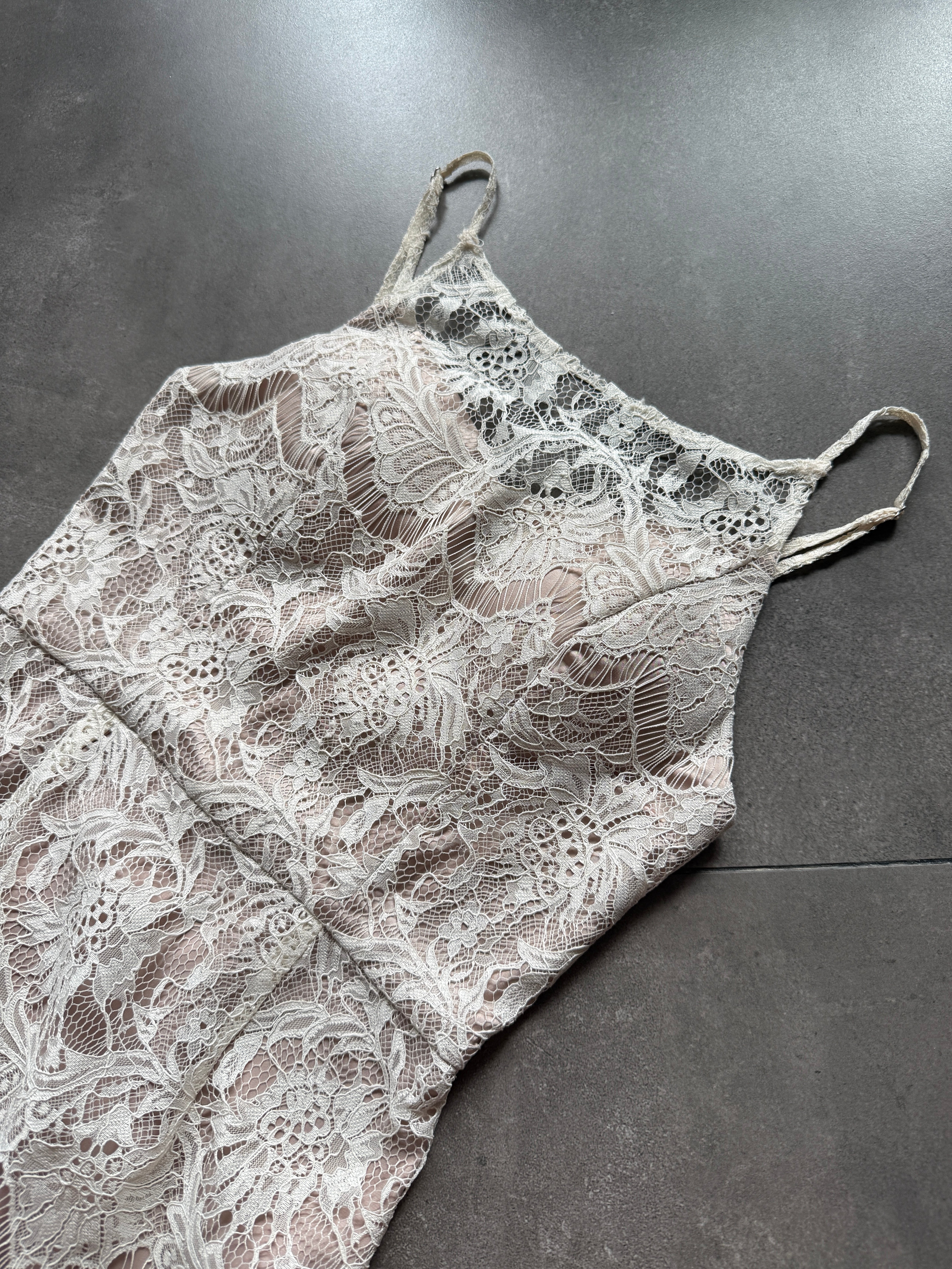 Elysian Lace Dress (preorder)