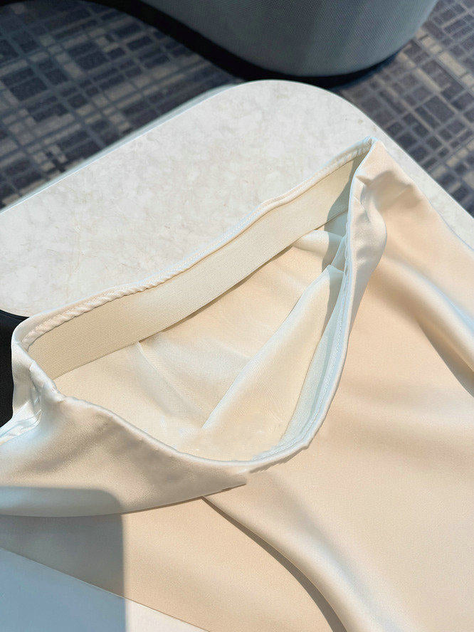 Miu skirt (preorder/ 2 colours)