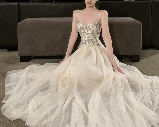 Medieval floral dress (preorder)