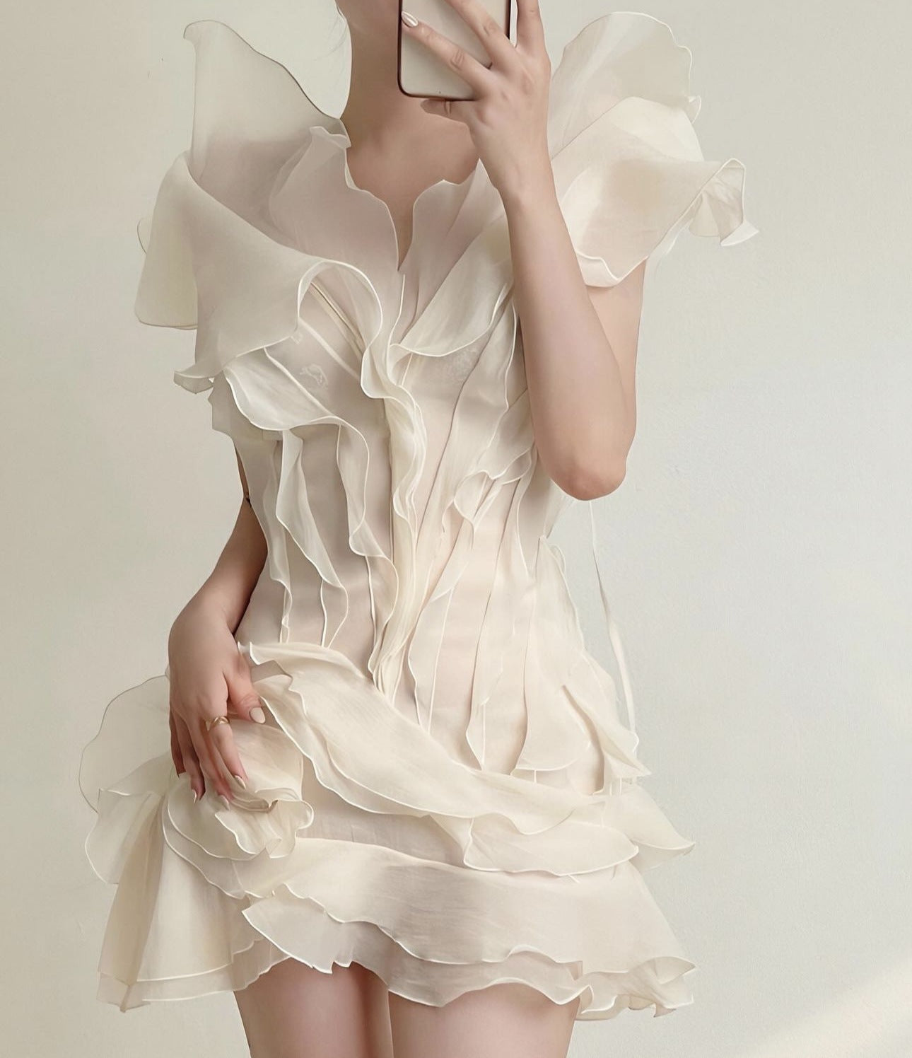 Ruffled mini dress (preorder/ 2 colours)