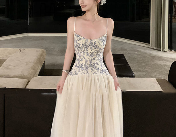 Medieval floral dress (preorder)