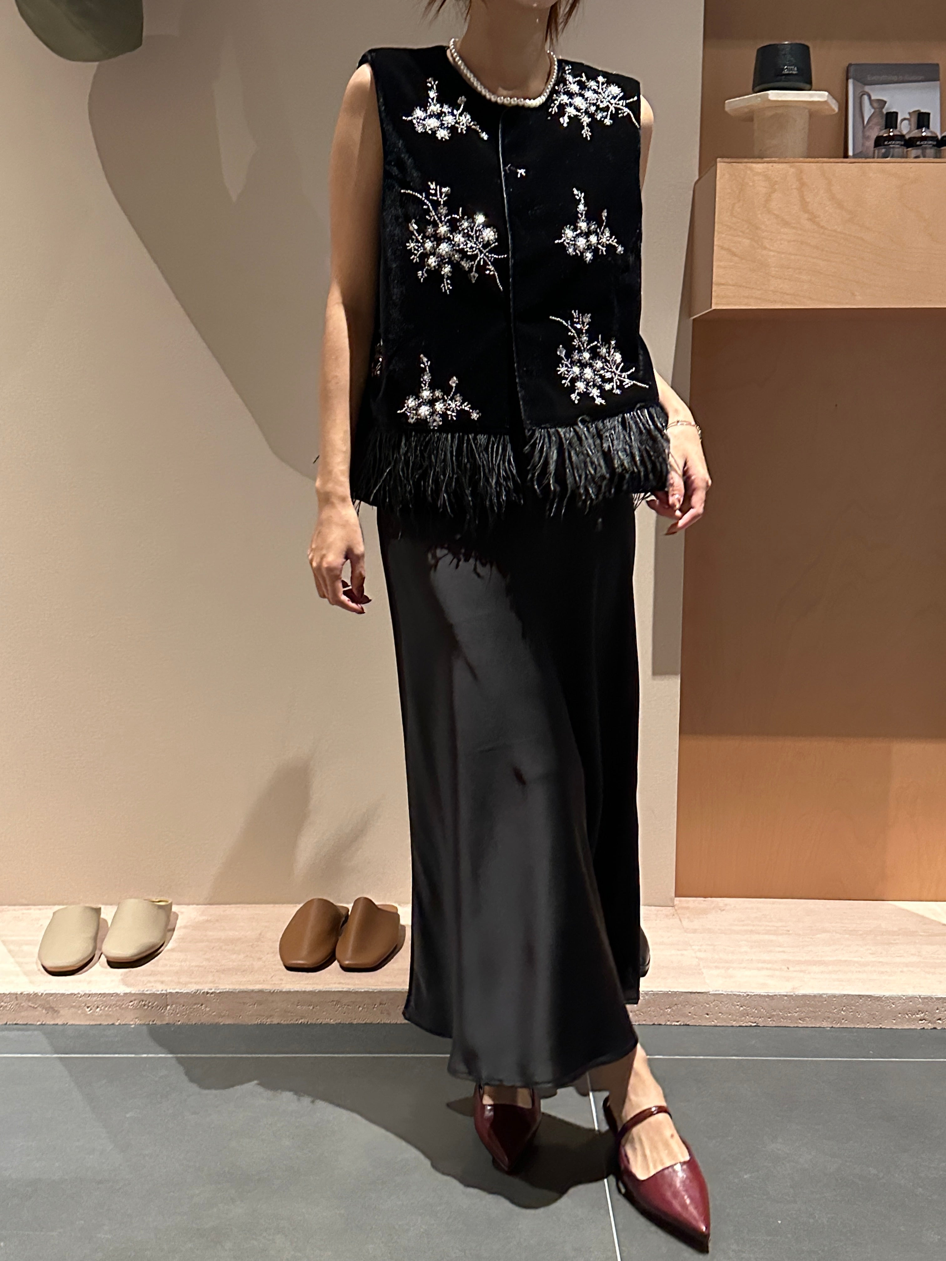 Base satin dress (ready stock in black (M)/ 3 colours)