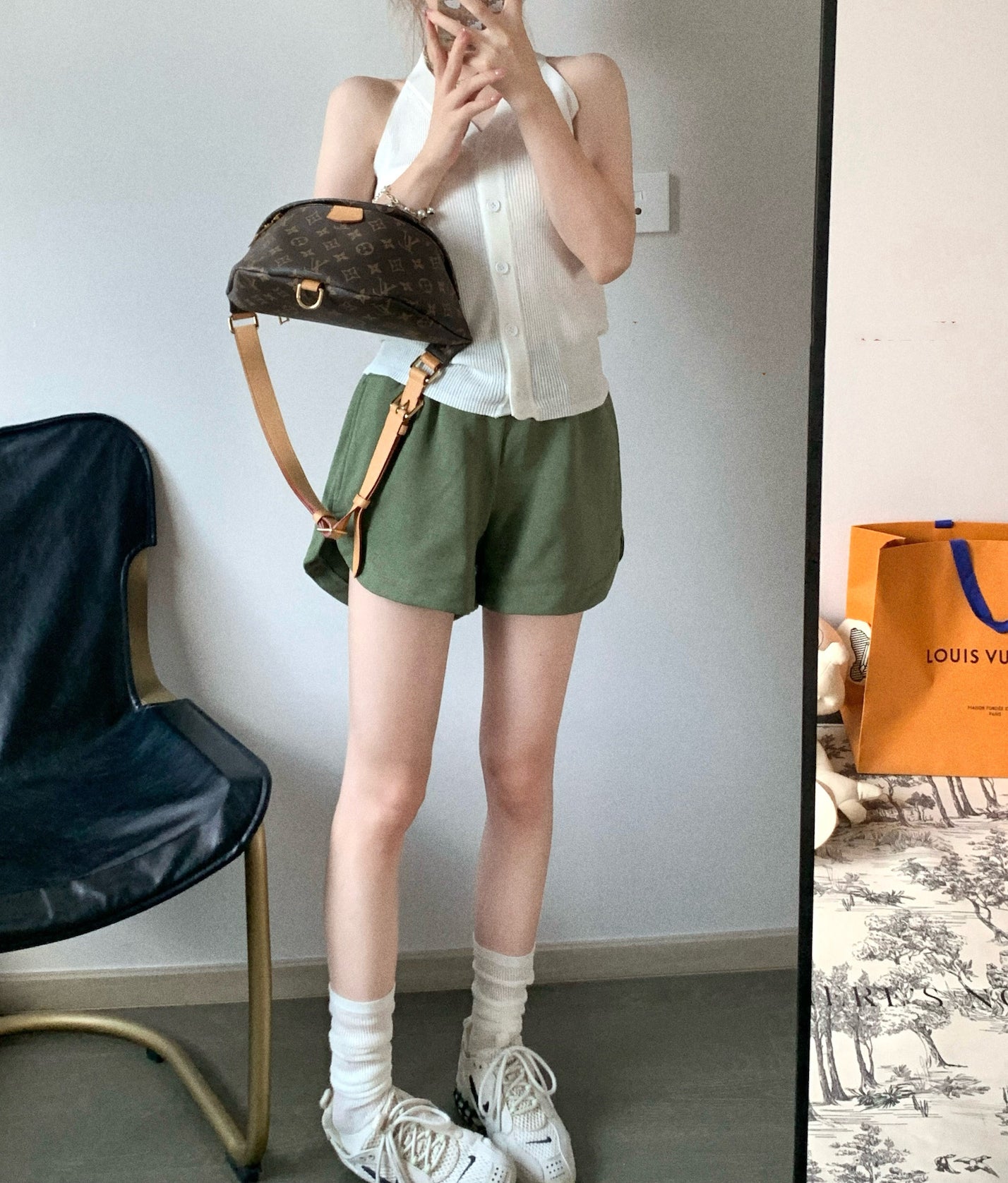 Kazu shorts (preorder/ 2 colours)