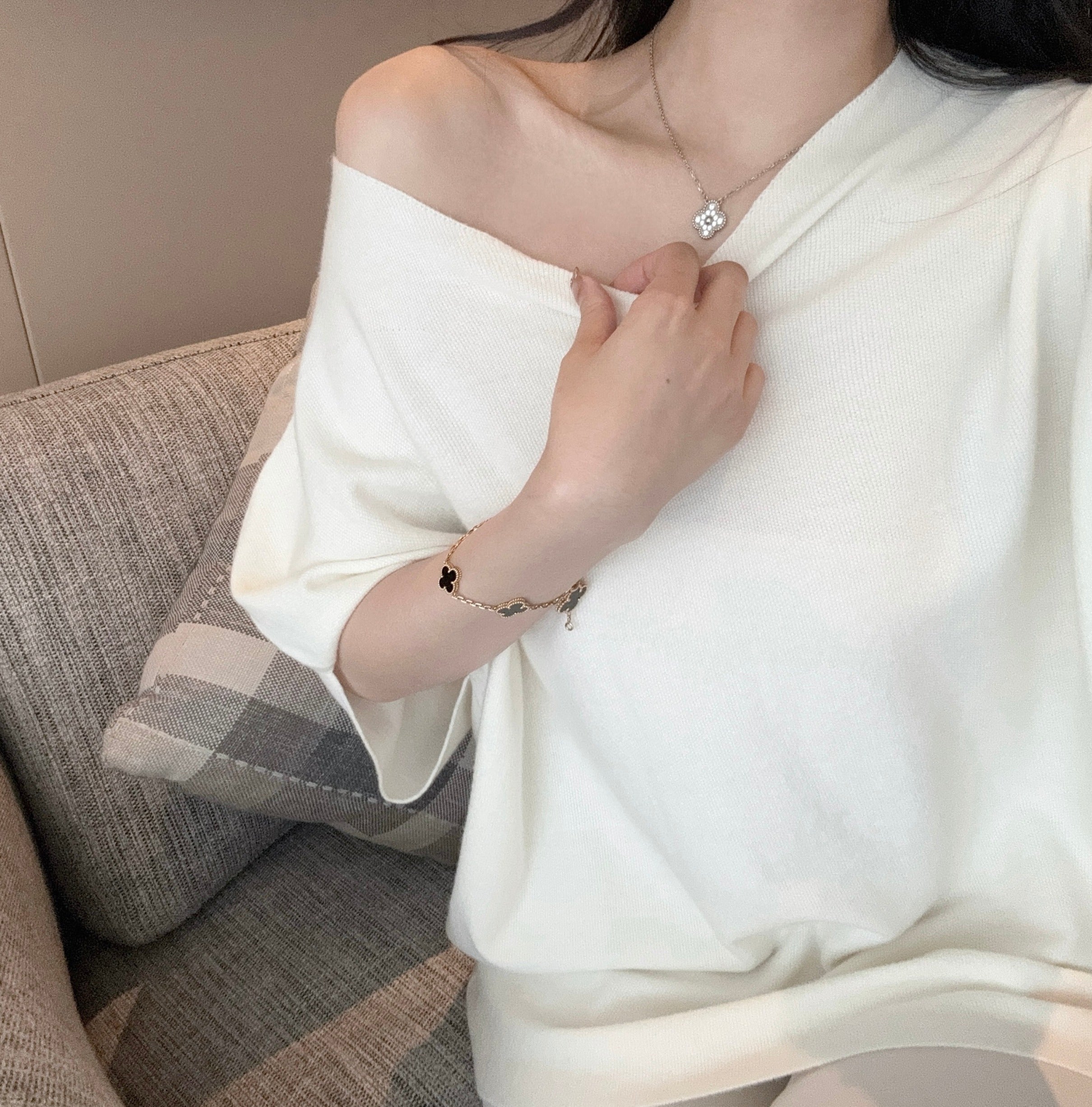 Iris top (ready stock in pink/ 4 colours)