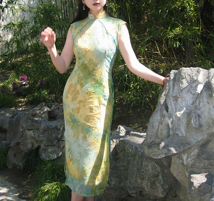 Abe cheongsam (preorder/ 2 colours)