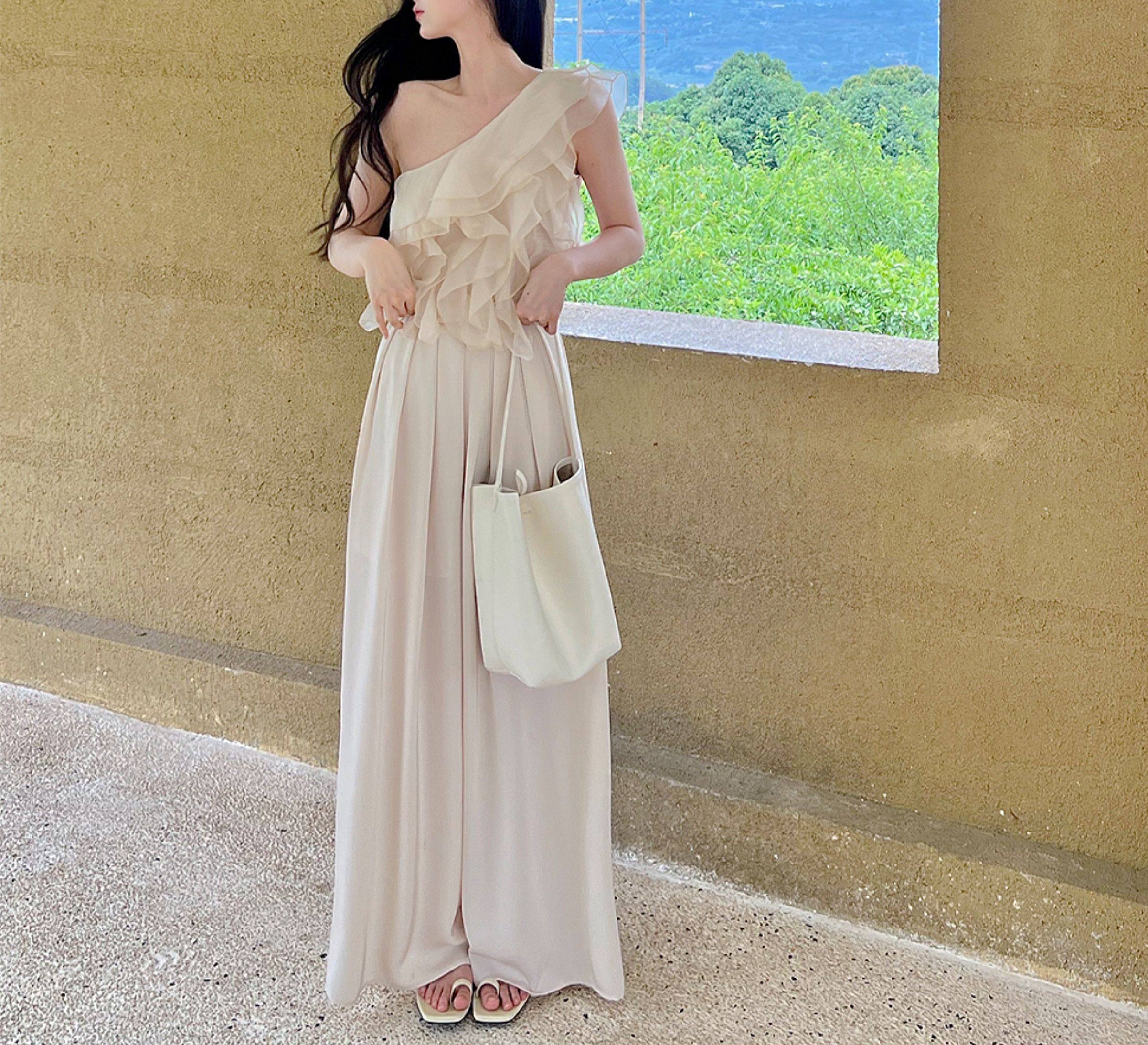 Ruffie top (preorder)