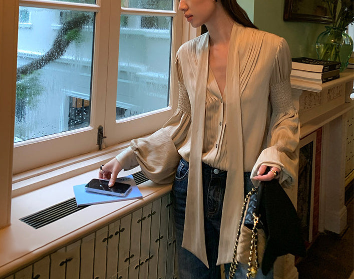 Billowy shirt top (preorder)