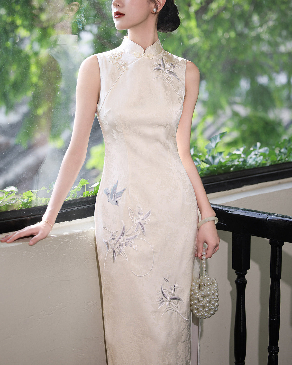 Brielle cheongsam (preorder/ 2 colours)