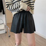 Leather shorts (preorder/ 3 colours)