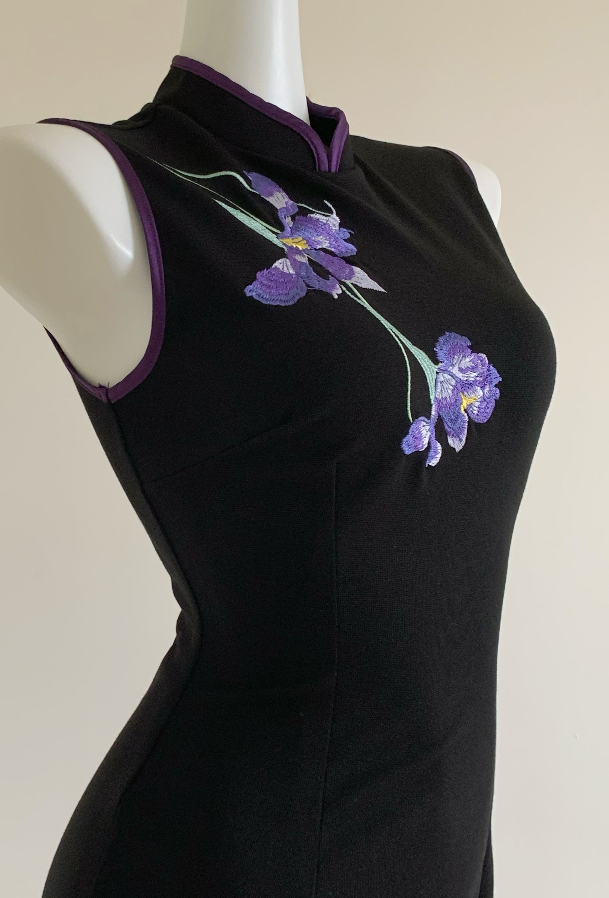 Orchid cheongsam (preorder/ 2 styles)