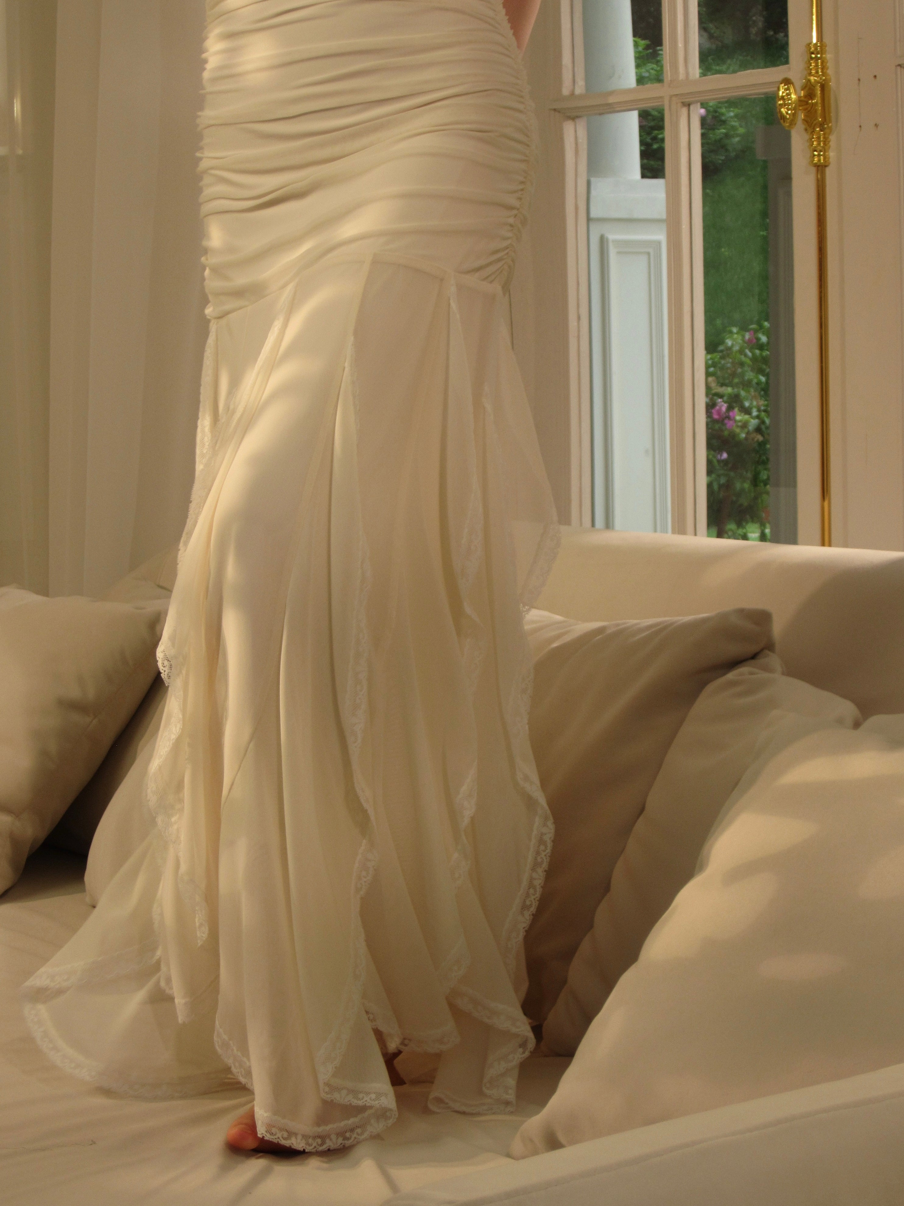 Evanescence dress (ready stock in midi (S)/ 2 lengths)