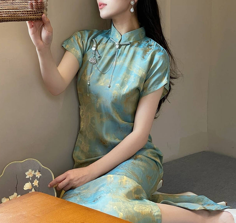 Emerald sheen cheongsam (preorder)