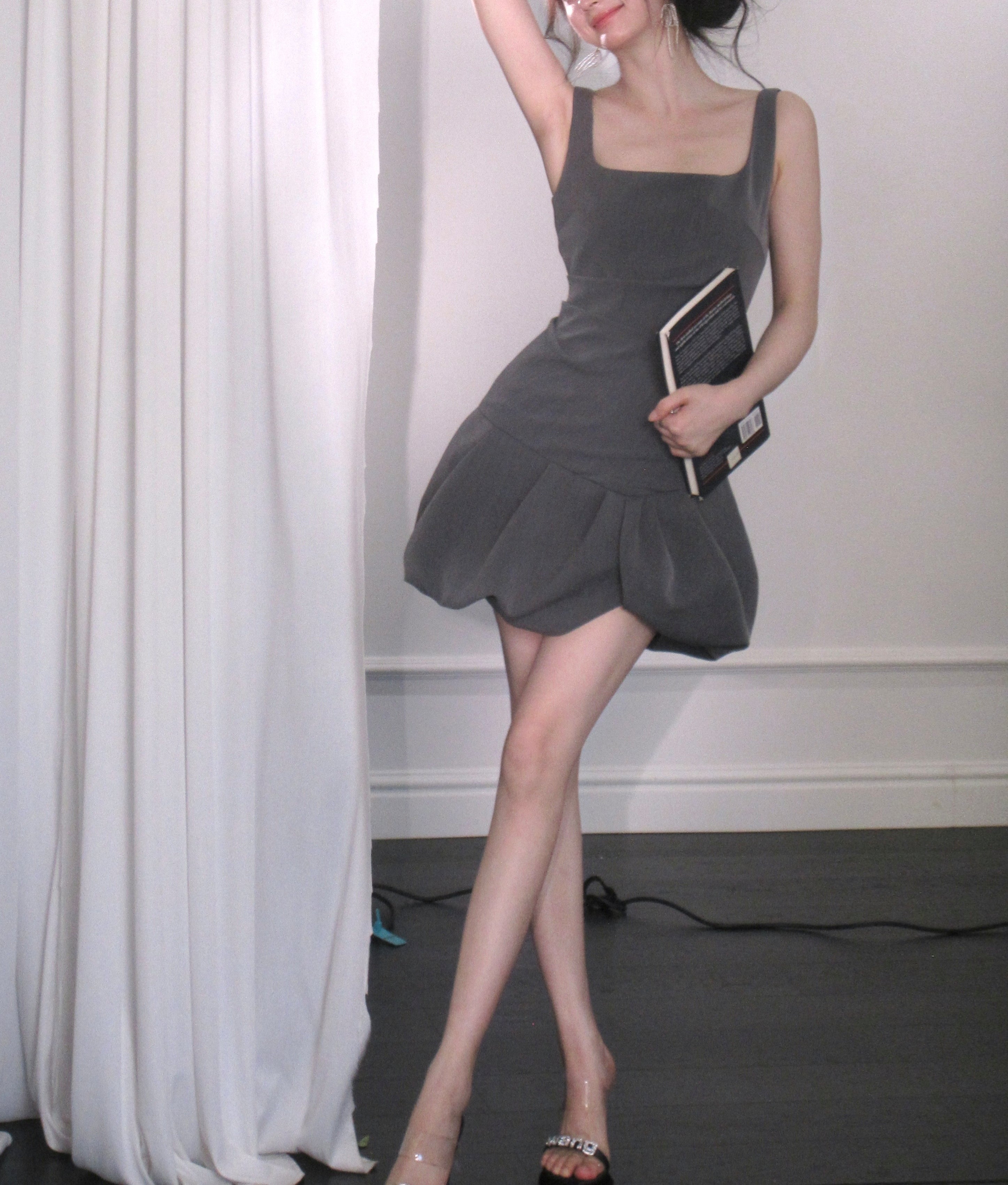 Pouf dress (preorder/ 2 colours)