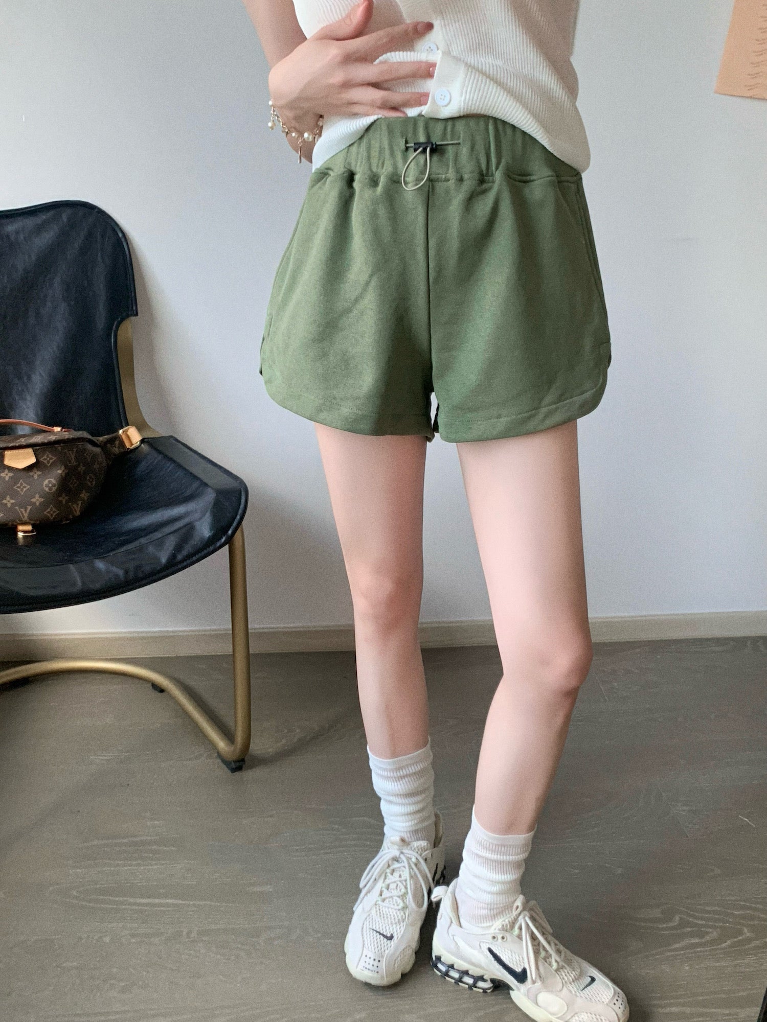 Kazu shorts (preorder/ 2 colours)