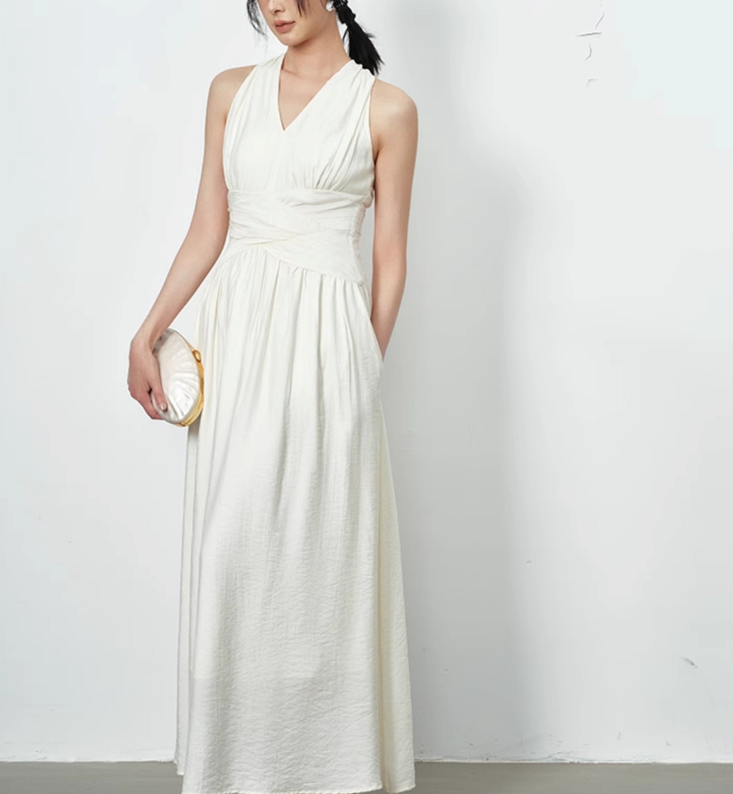 Hepburn dress (preorder)