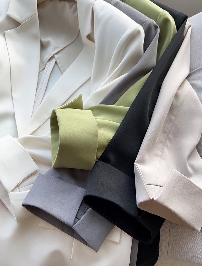 Hailey blazer (ready stock in white (M)/ 5 colours)
