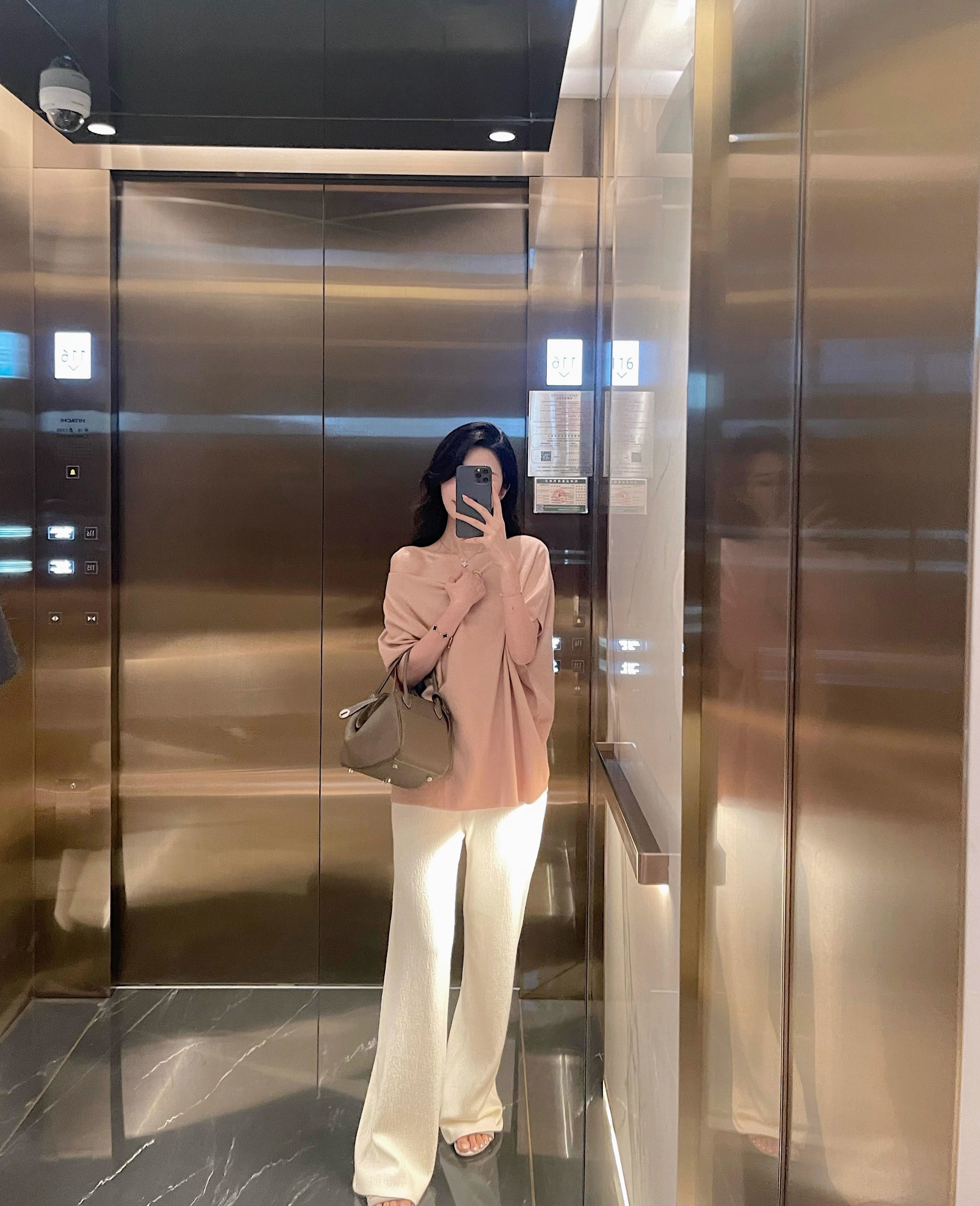 Iris top (ready stock in pink/ 4 colours)