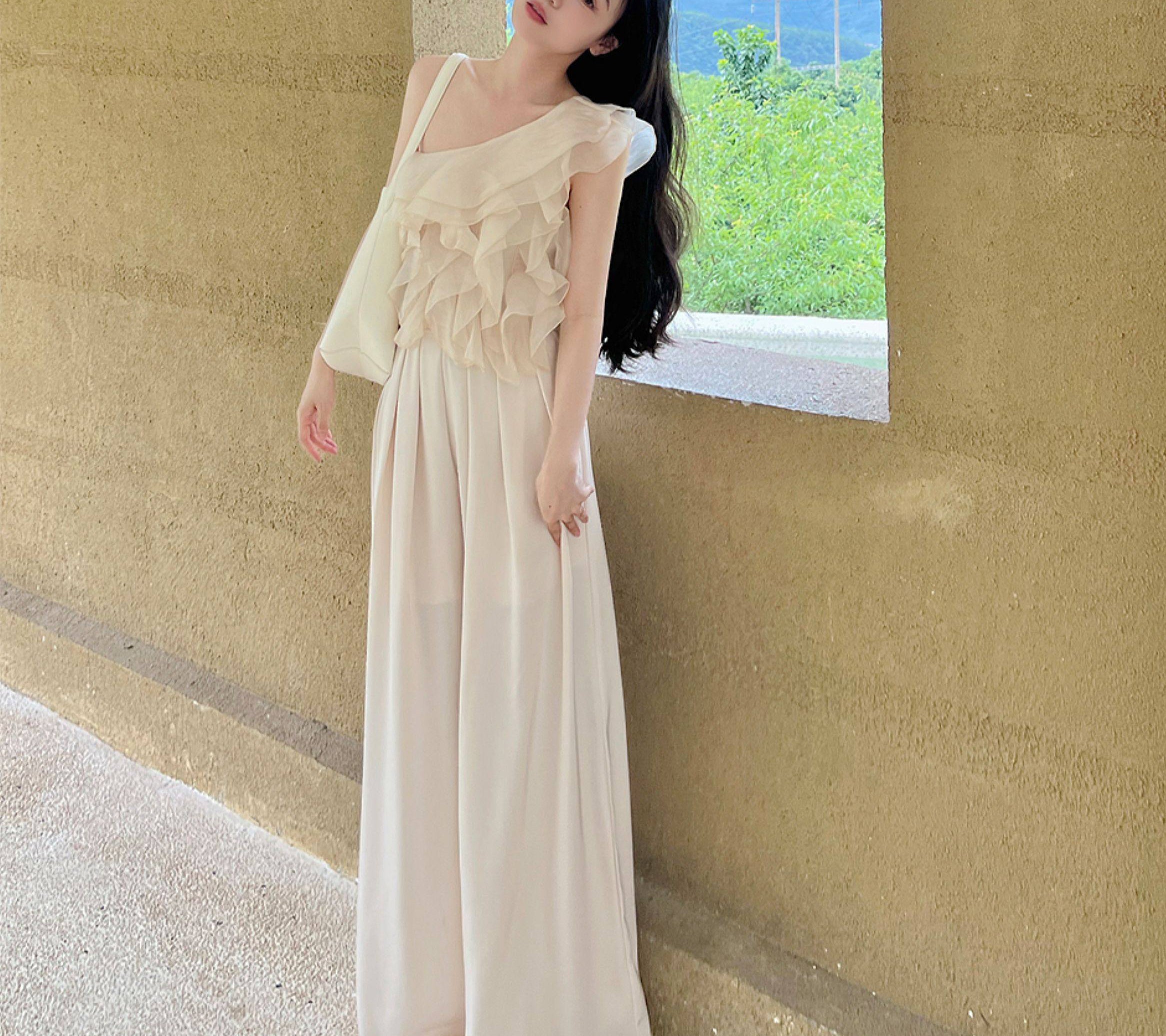 Ruffie top (preorder)