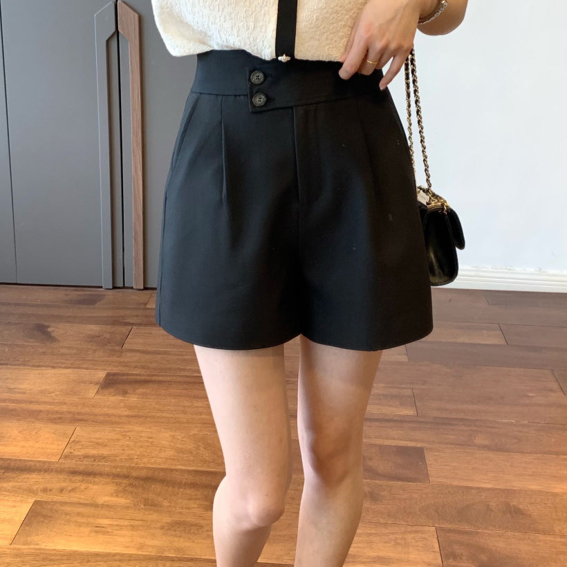 Dorsett shorts (ready stock in black (XS)  / 3 colours)