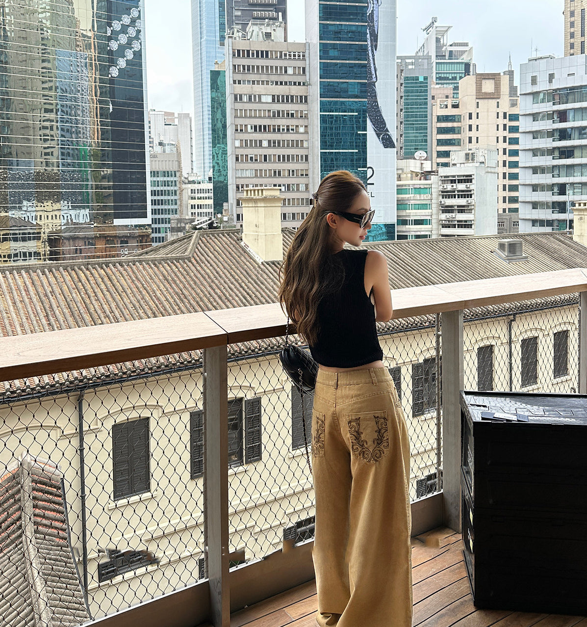 Florie patch top (preorder/ 2 colours)