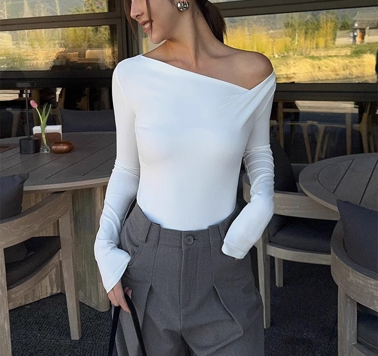 French top (preorder/ 2 colours)