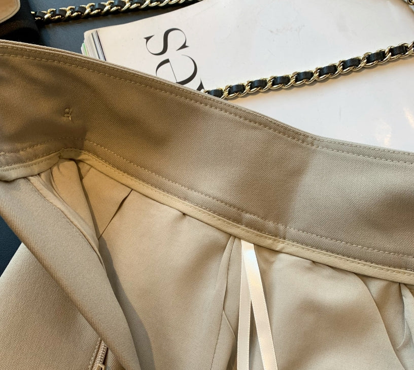 Dorsett shorts (ready stock in black (XS)  / 3 colours)