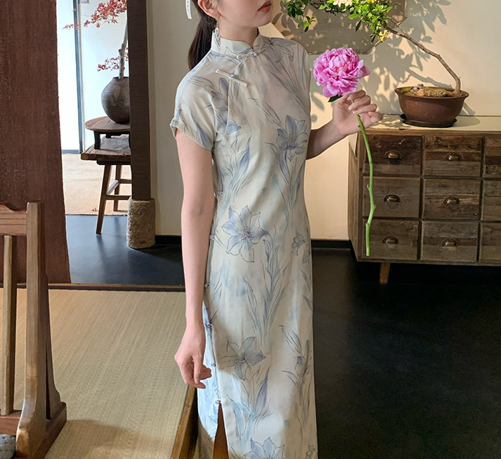 Everlett cheongsam (preorder)