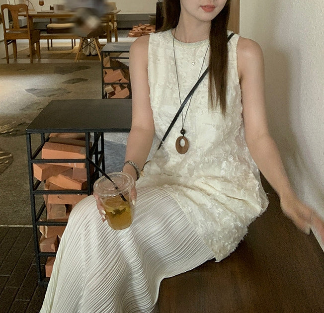 Pleats dress (preorder/ 2 colours)