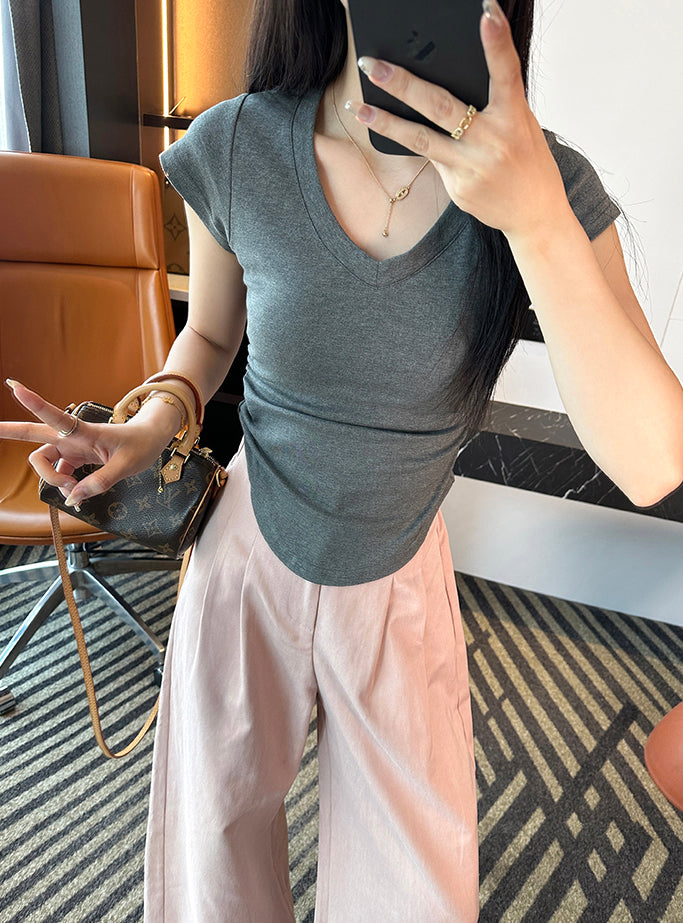 Aris top (ready stock in grey (M)/ 3 colours)