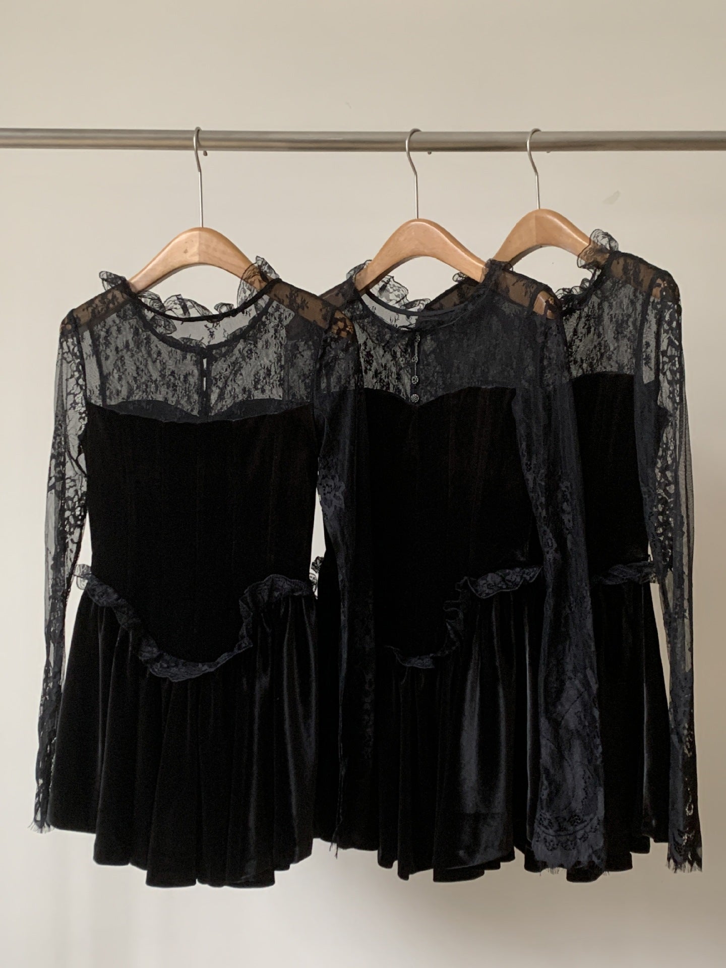 Victoria dress (preorder)