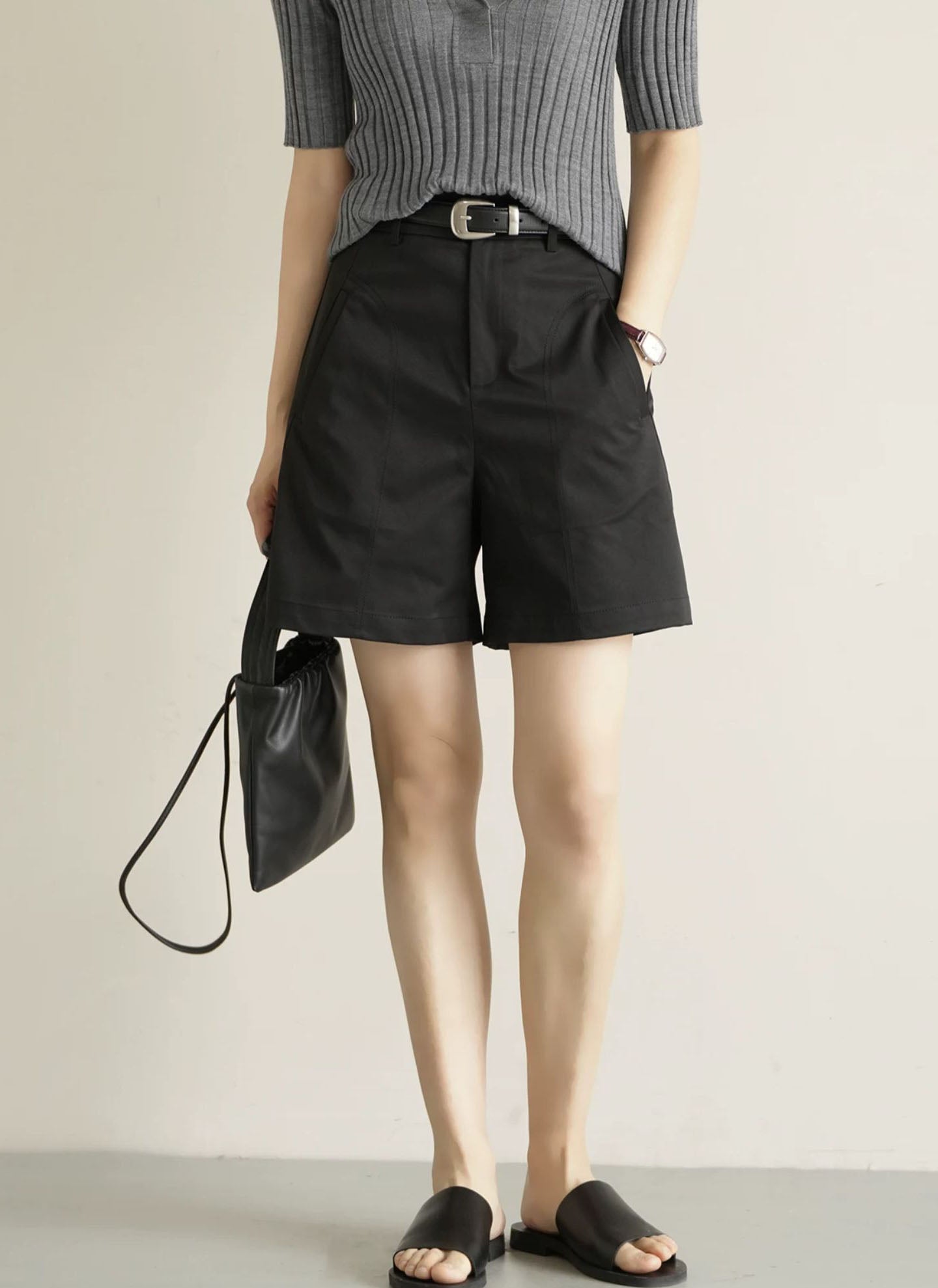 Ease bermuda shorts (preorder/ 3 colours)