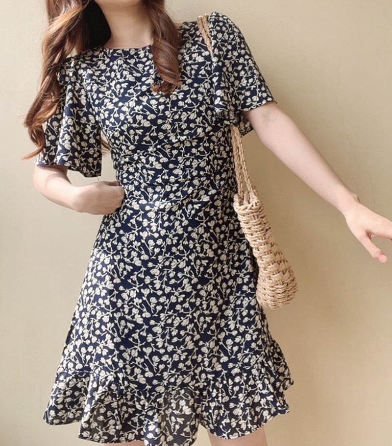 Lasee dress (ready stock in S)