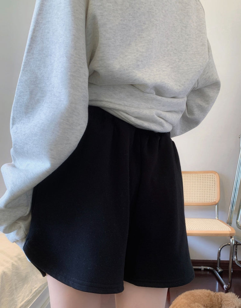 Gina shorts (preorder/ 3 colours)